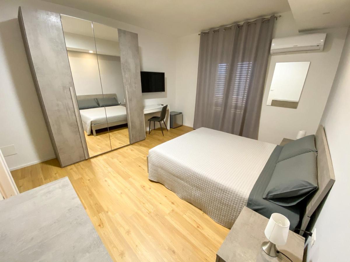 The Shell Guest House Альгеро Экстерьер фото